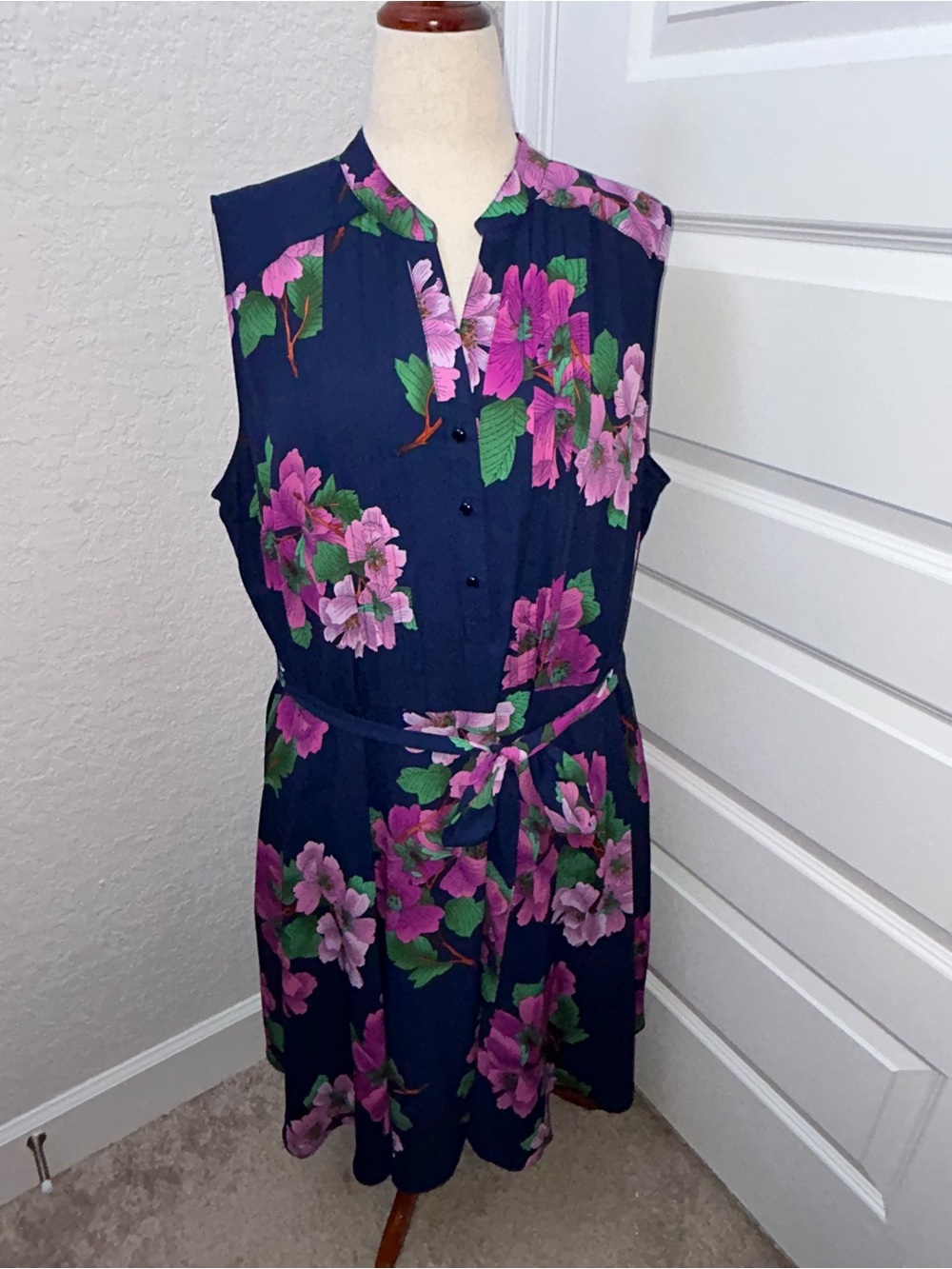Nanette Nanette Lepore Floral Print 1/4 Button Front Sleeveless Tie Belt Dress